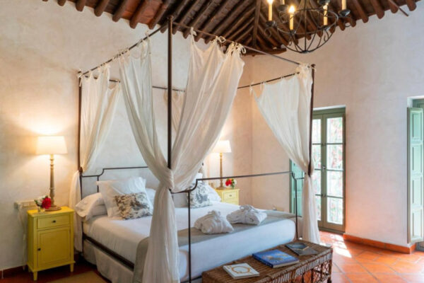 boutique molino arco accommodation hunting ronda ibex