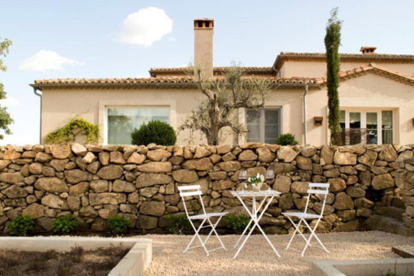 casa los tomillares accommodation hunting gredos ibex