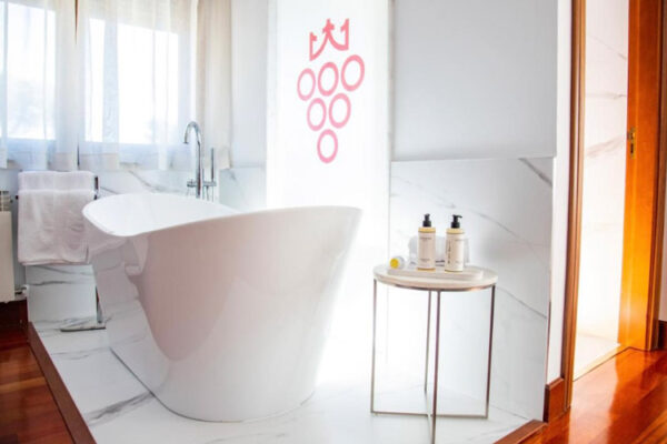 hotel spa vina real accommodation hunting deer